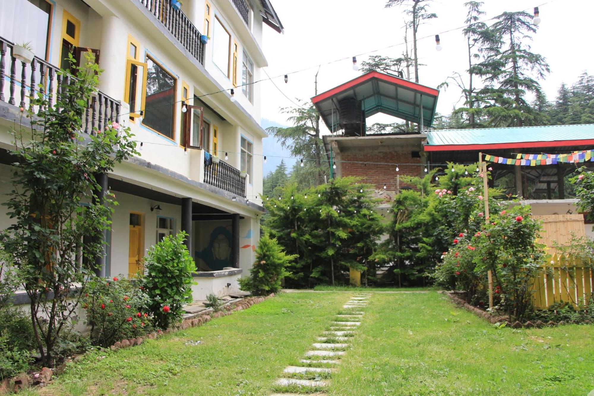 The Village Manali- Cafe, Bar & Bistro *